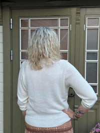 Genser Tara White