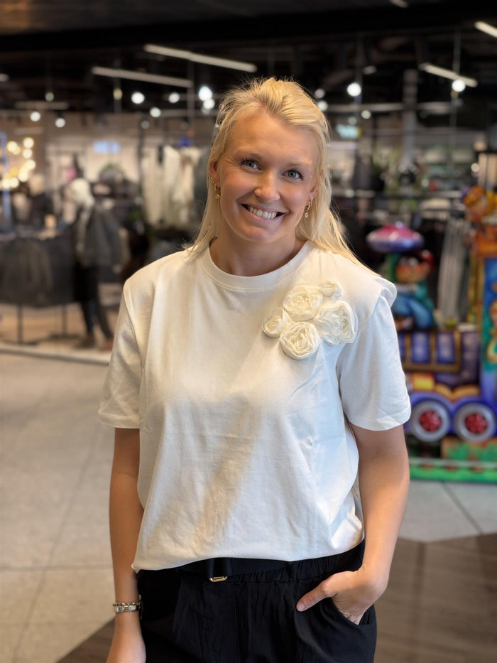 T-skjorte Lise - Offwhite