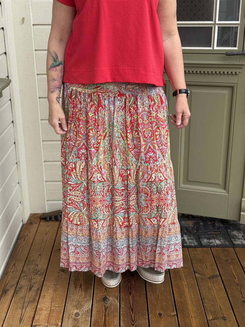 T-skjorte  BCmay Red