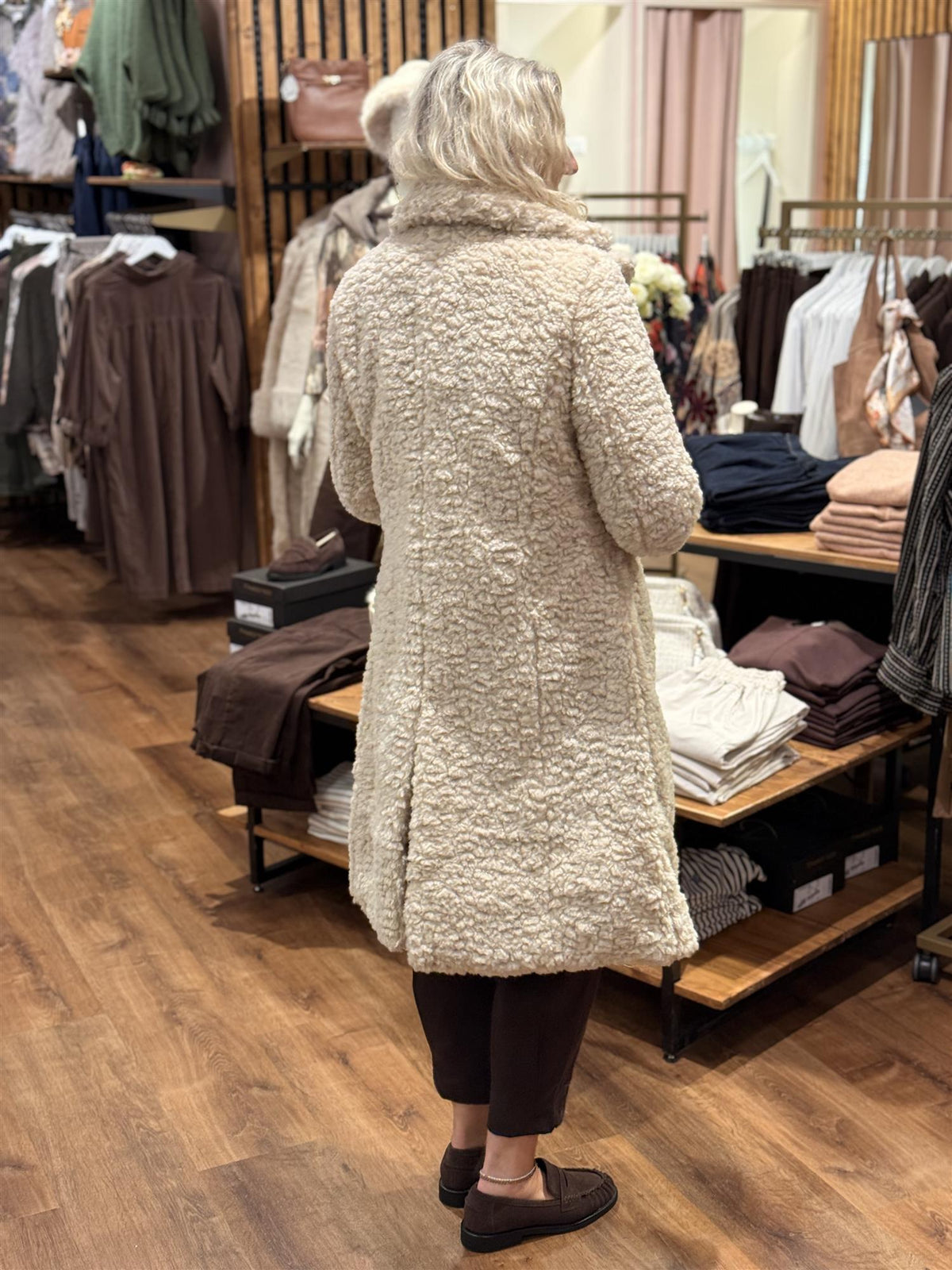 Curly Fur Jacket Long