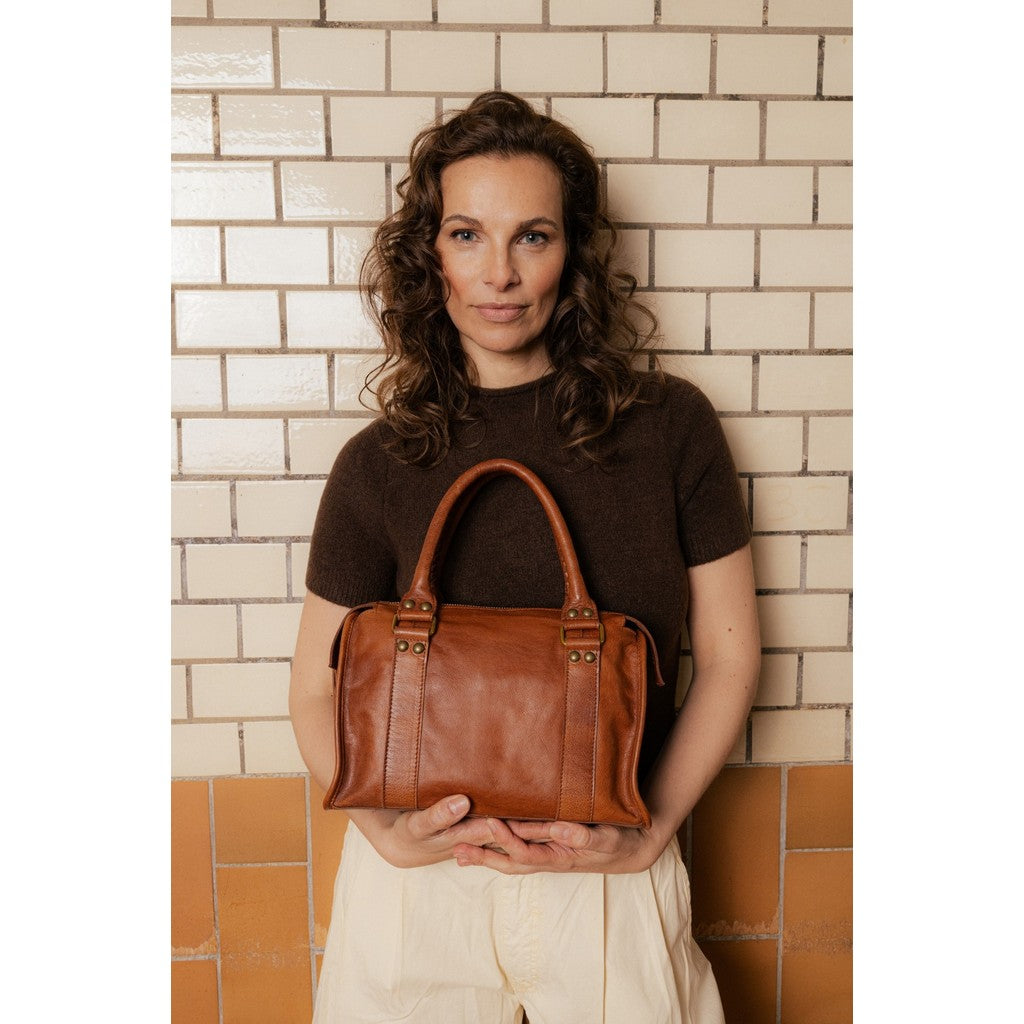 Miri Small Walnut