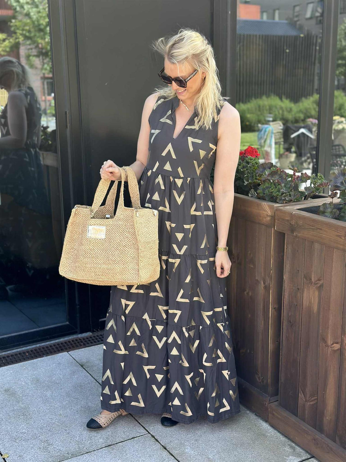 Kjole Celine Charcoal Gold