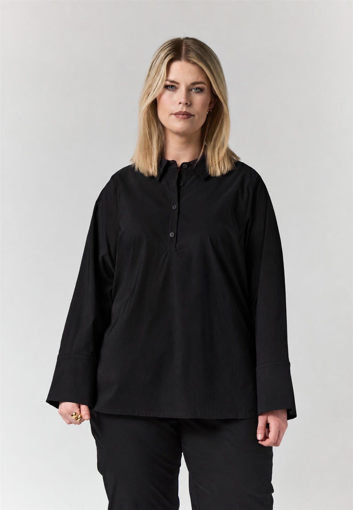SEnya Shirt - Black