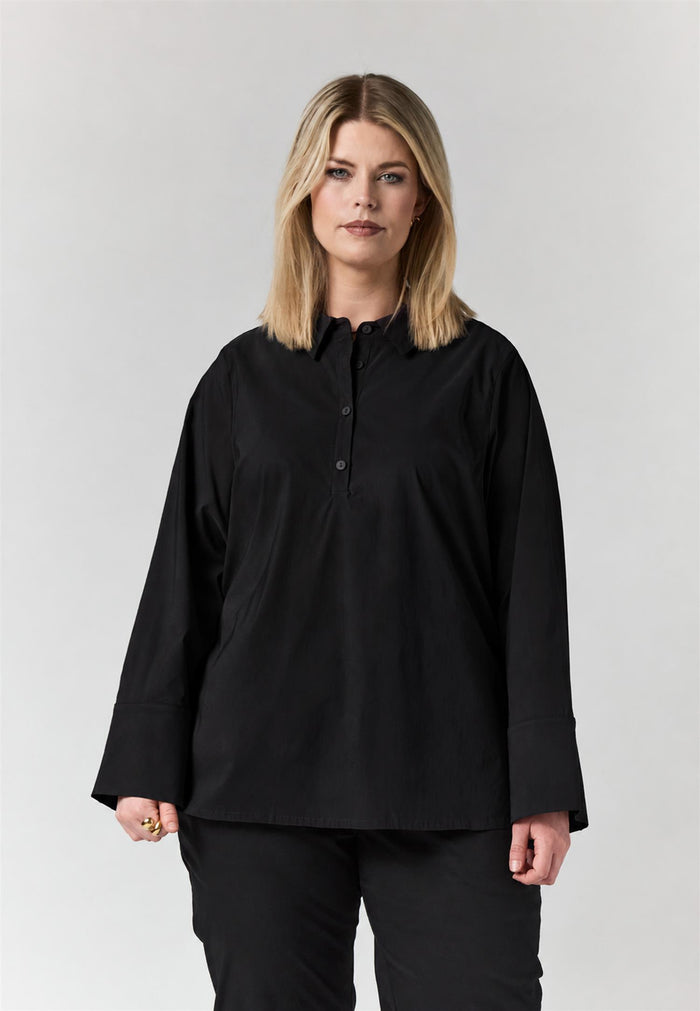 SEnya Shirt - Black