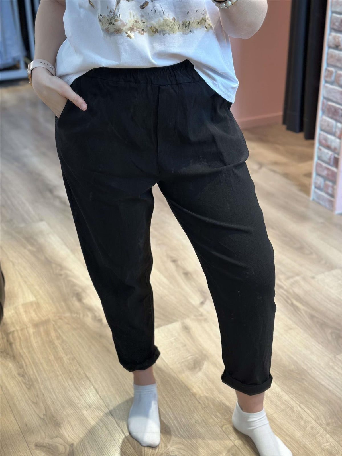 Line Chino Pant Black