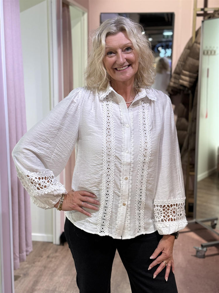 Bluse Broderie White