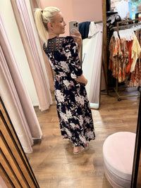 ROSE LACE DRESS 3/4 SL