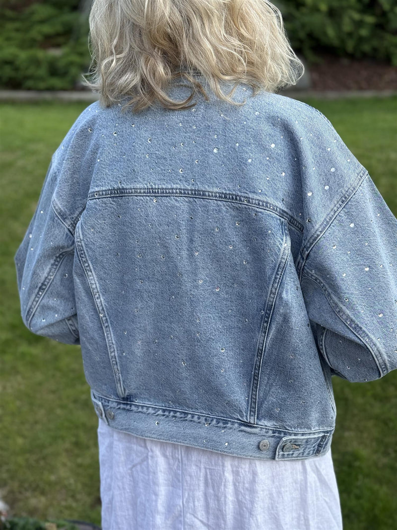 Levis Trucker Dazzle Me
